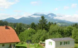 Bild 2: Aussicht auf den Berg Uršlja
