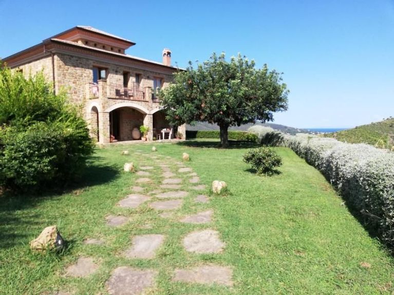 Sulle Onde Della Collina Ferienhaus In Cilento Cilento