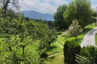 Bild 2: Blick vom Balkon nach Süden (in die Karawanken)